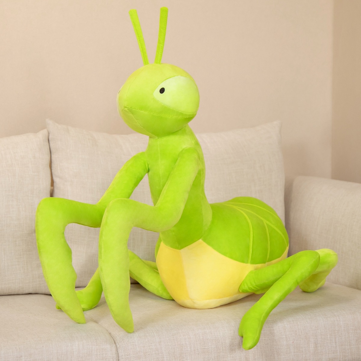 70cm Lifelike Mantis Plush Toy Simulation Cartoon Praying Mantis Doll Soft Stuffed Insect Animal Pillow Children 1