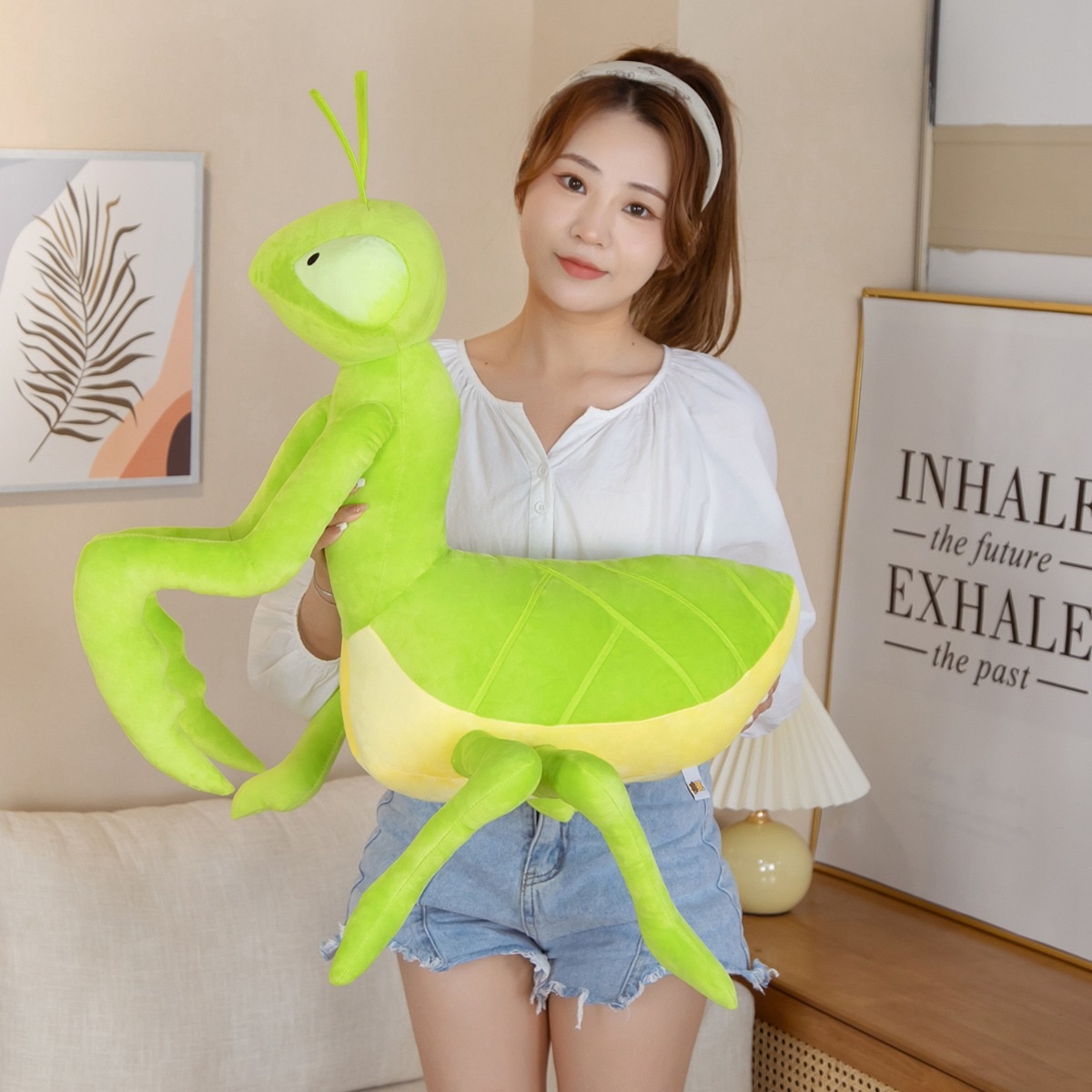 70cm Lifelike Mantis Plush Toy Simulation Cartoon Praying Mantis Doll Soft Stuffed Insect Animal Pillow Children 2